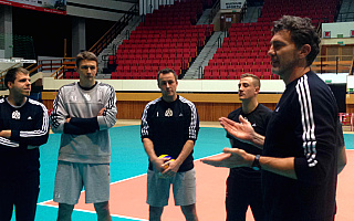 Pierwszy trening olsztyńskich siatkarzy z Andrea Gardinim Pierwszy trening olsztyńskich siatkarzy z Andrea Gardinim